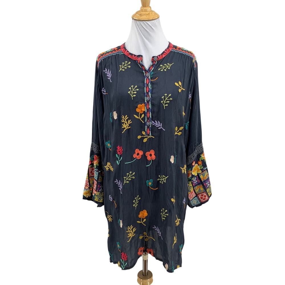 Johnny Was Blouse Womens L Large Multi Gray Tazanna Embroidered Floral Tunic
